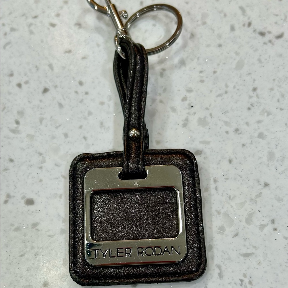 Tyler Rodan Leather Keychain  Ring Designer Silver Hanging Logo Purse Charm
